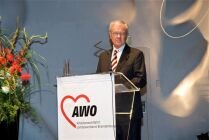 AWO verleiht Regine-Hildebrandt-Medaille an Manfred Stolpe