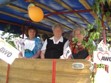 AWO Ortsverein Cammer (Landkreis Potsdam-Mittelmark) - "675 Jahr-Feier in Cammer: Festwagen des AWO-Ortsvereins"